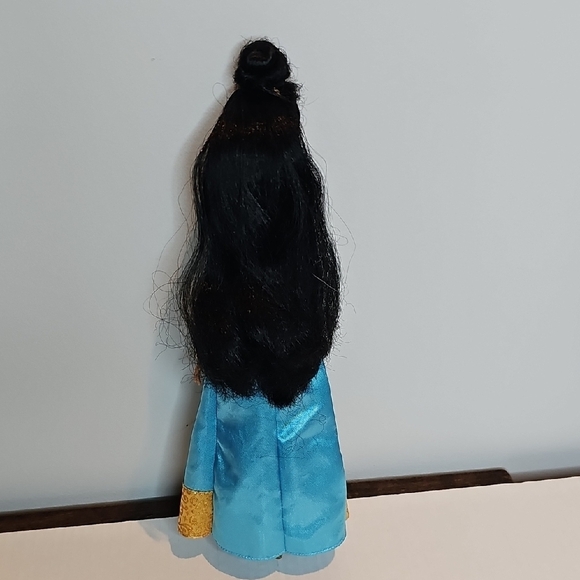 Disney Princess Doll in Blue and Gold Attire - Picture 6 of 6